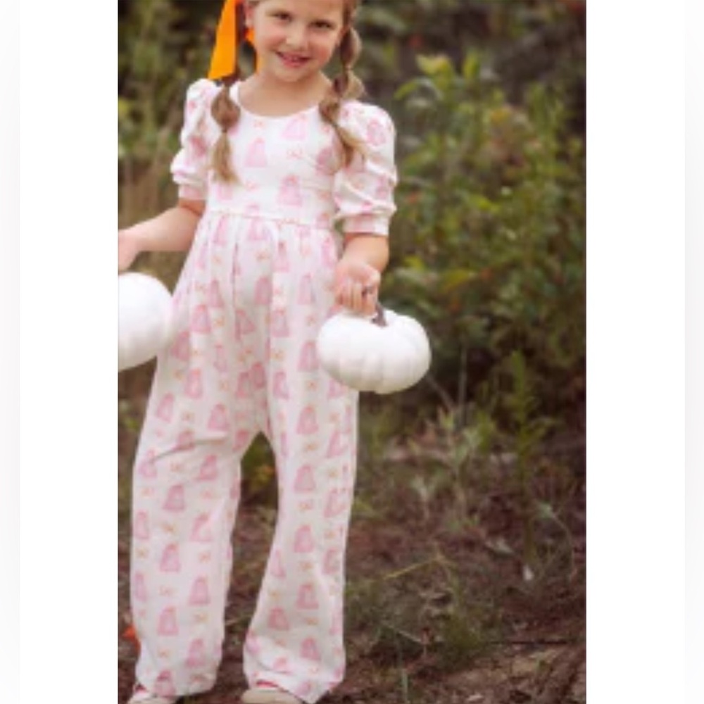 Girls 7 Makena Lane gorgeous Pink Ghost Romper - worn once but has marks